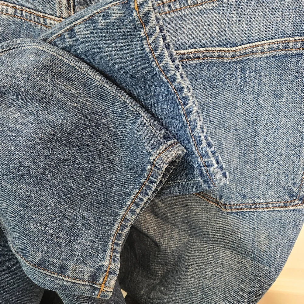 Madewell Slim Boyjean Size 30 Medium Wash Lighly Distressed - Picture 11 of 15